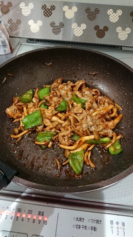 お弁当にも!豚肉とピーマンのタレ炒め