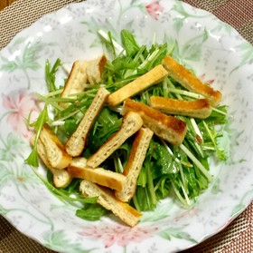 水菜の梅肉ソース和え&カリカリ薄揚げ添え