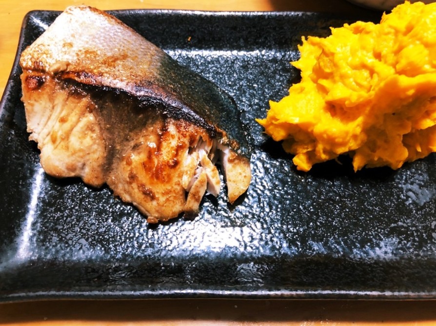 昼ご飯☆ブリのガリ醤油焼とカボサラの画像