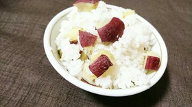 さつまいもの炊き込みご飯
