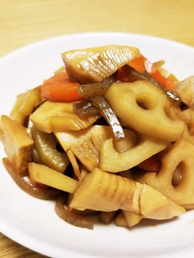 簡単⭐根菜(蓮根・筍・人参)と蒟蒻の煮物