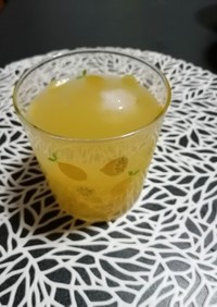 オレンジ炭酸水割りジュース