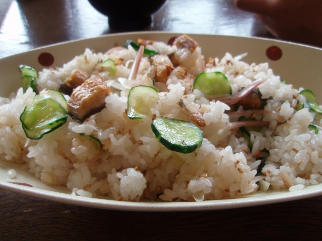 季節の鰻寿司の画像