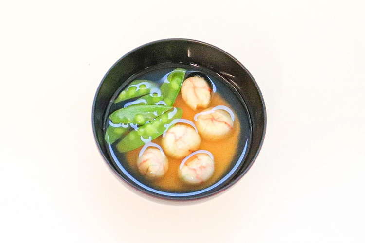 手まり麩とさやえんどうのみそ汁 レシピ 作り方 By 福岡県 クックパッド