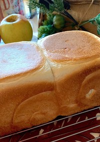 シンプル角食パン