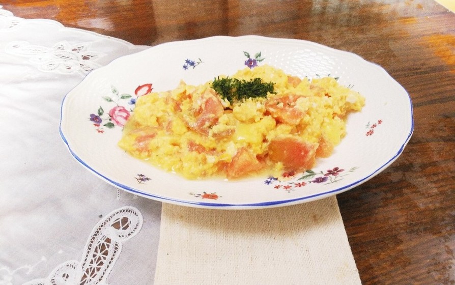 トマト入りスクランブルエッグ♡朝食にの画像