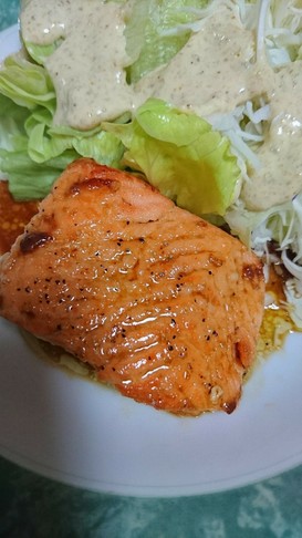 鮭のムニエル