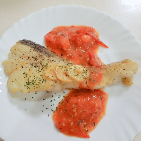 フライパンひとつ！簡単★鱈のトマトソース