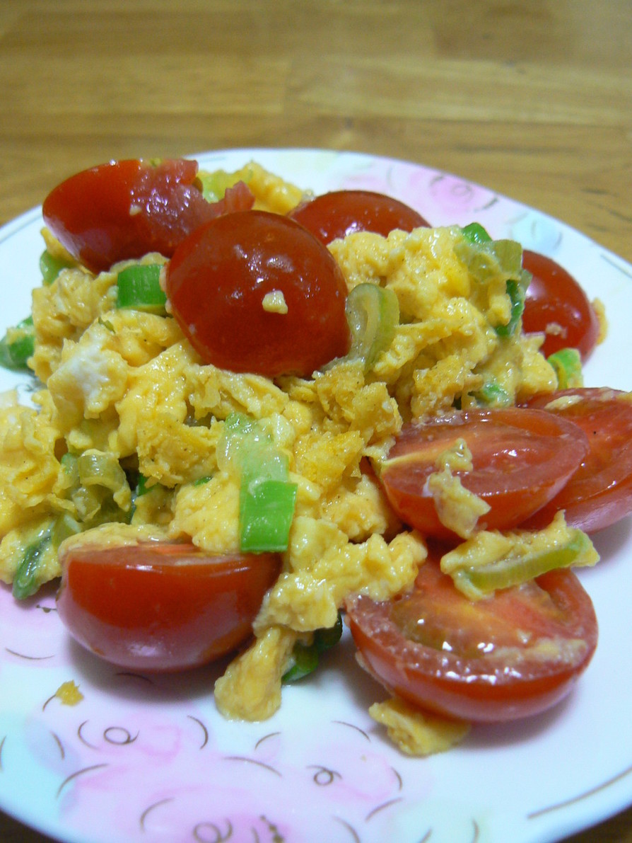 ミニトマトの炒り卵の画像