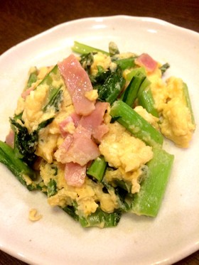 簡単お弁当おかず♪小松菜の卵炒め中華風♪