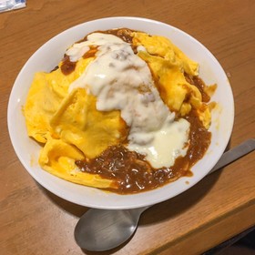 デミグラスソースオムライス