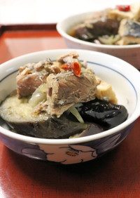 さば水煮缶とレンジ茄子と厚揚げの炒め煮