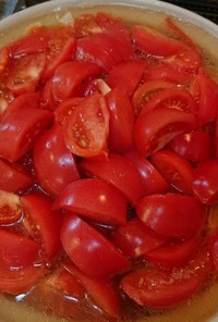 ヘルシーな鶏トマト鍋