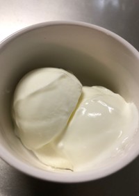 豆乳入りヨーグルト、おからパウダーon