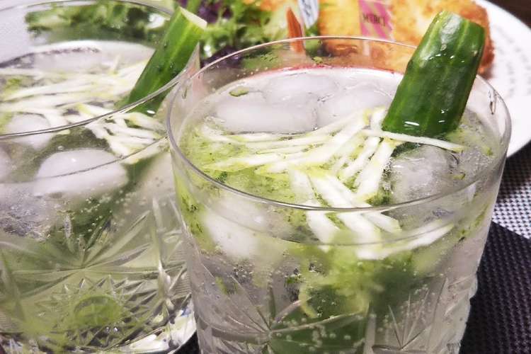 お酒好きに きゅうりとレモンの焼酎 レシピ 作り方 By あゆまんま クックパッド 簡単おいしいみんなのレシピが352万品