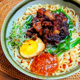 魯肉飯をアレンジ✿魯肉麺