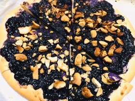 冷凍ブルーベリーで♪ブルーベリーピザ