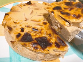 シナモン香るアップルチーズケーキ
