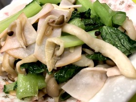 小松菜としめじとハムのペペロンチーノ風
