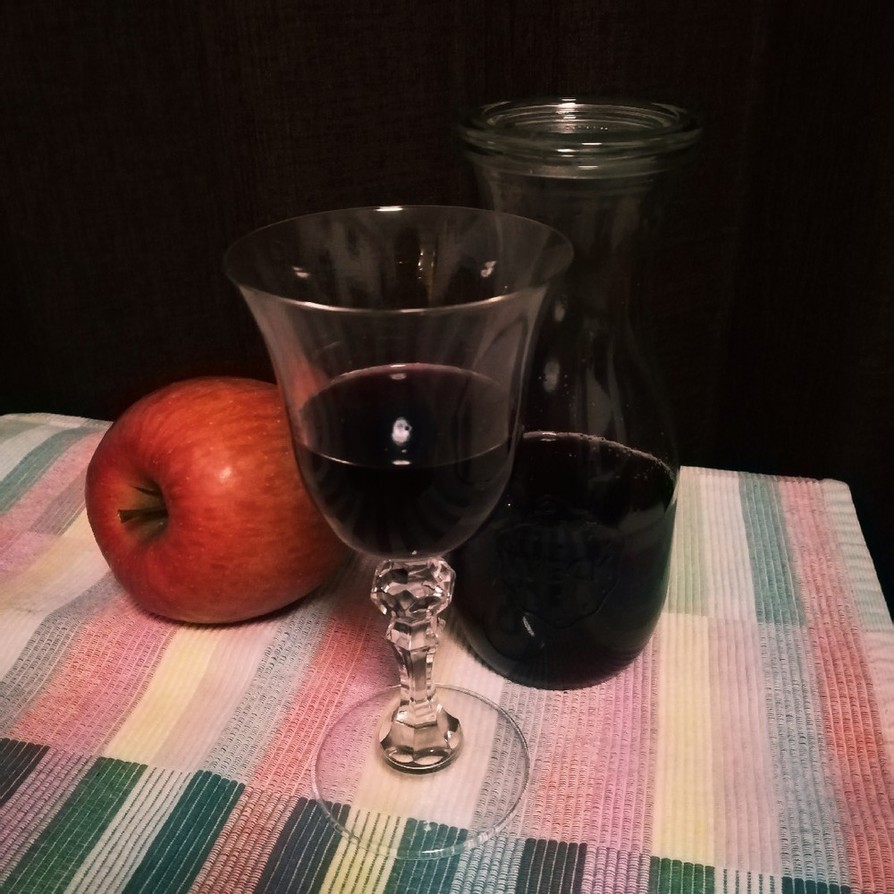 【りんごの皮で】簡単ホットワインの画像
