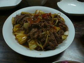 牛肉と野菜のオイスターソース炒め