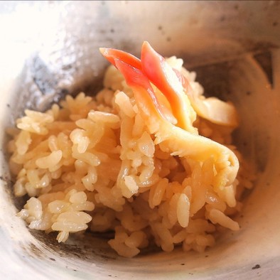 簡単☆ホッキ貝のふんわり炊き込みご飯の写真