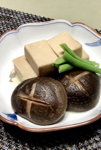 お節◆高野豆腐と干し椎茸の煮しめ・含め煮