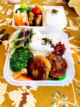 つみれ鍋と時短セロリの豆腐ハンバーグ弁当