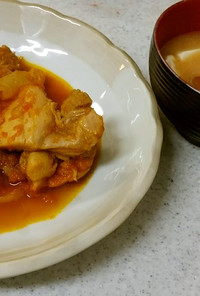 鶏肉のタマネギ人参炒め&ナメコの味噌汁
