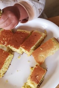 手づかみ食べ☆卵焼き器でホットケーキ