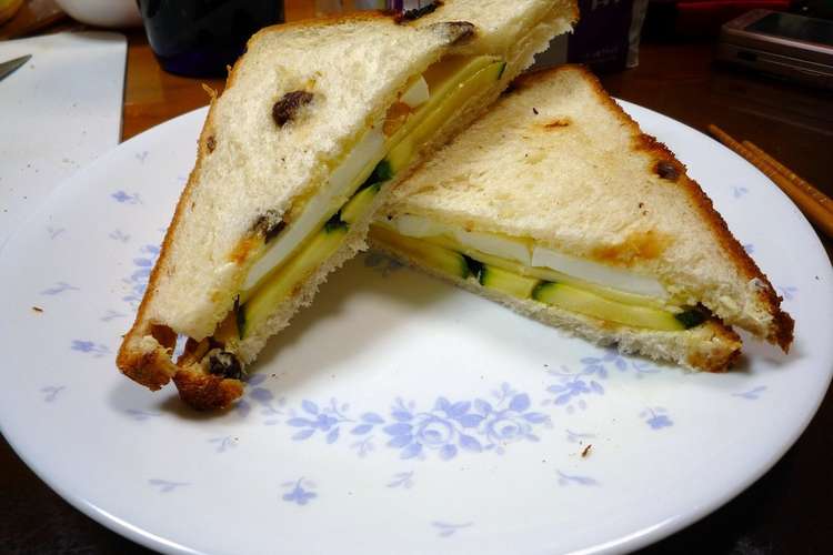 クリーミー大人味なゆで卵のサンドイッチ レシピ 作り方 By ゆみぽんぬ クックパッド 簡単おいしいみんなのレシピが374万品