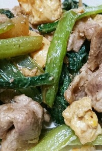小松菜と玉子と豚バラ肉の炒め物