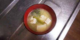 小麦、卵、乳を使わない味噌汁♪