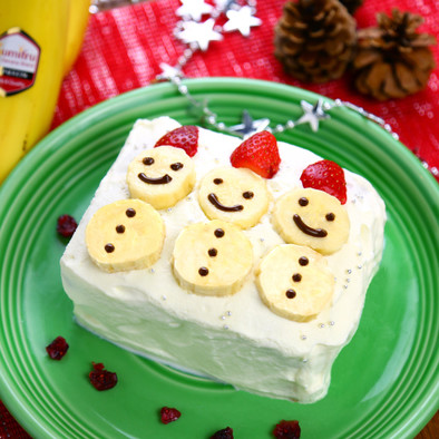 簡単☆バナナスノーマンクリスマスケーキの写真