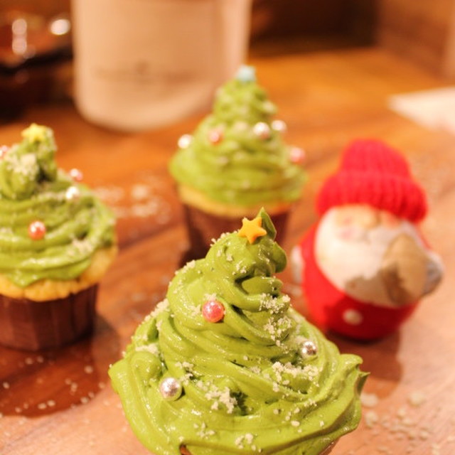 抹茶チーズのクリスマスツリーカップケーキ レシピ 作り方 By Kiykoーu クックパッド