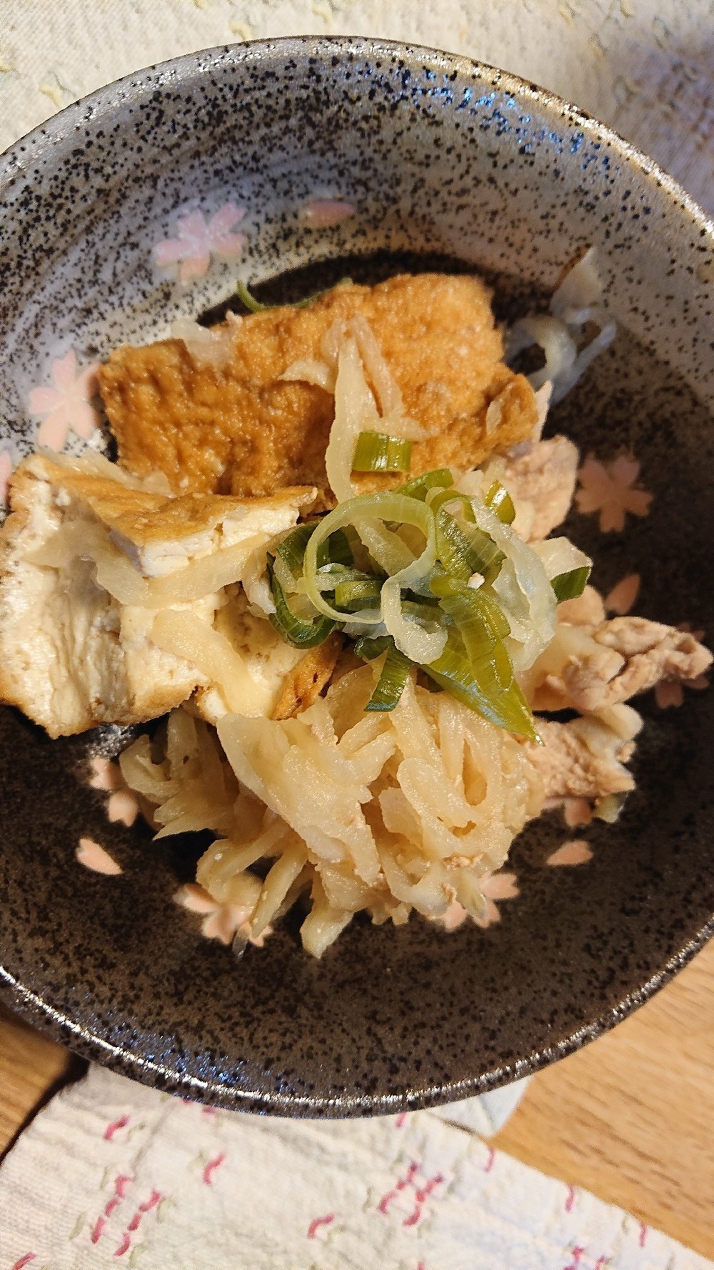 豚肉と切り干し大根厚揚げの煮物 レシピ 作り方 By エリリリリン クックパッド 簡単おいしいみんなのレシピが355万品