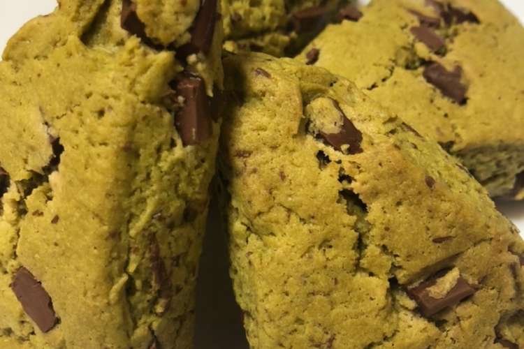 Hmを手作りで 抹茶チョコスコーン レシピ 作り方 By Kaedenari クックパッド 簡単おいしいみんなのレシピが352万品