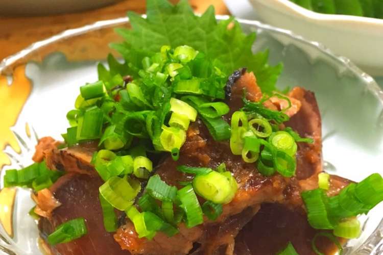 簡単おつまみ 鰹のたたき 特製タレ漬け レシピ 作り方 By たっぷりん子 クックパッド 簡単おいしいみんなのレシピが374万品