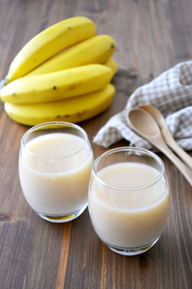 【ヨーガ】バナナジュースの甘酒割りの写真