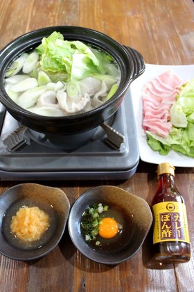 レタスと豚肉のカレーぽん酢しゃぶしゃぶ