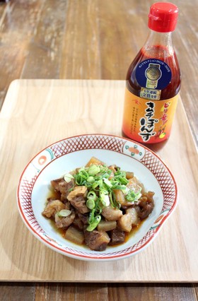 牛スジのキムチぽんず煮込み