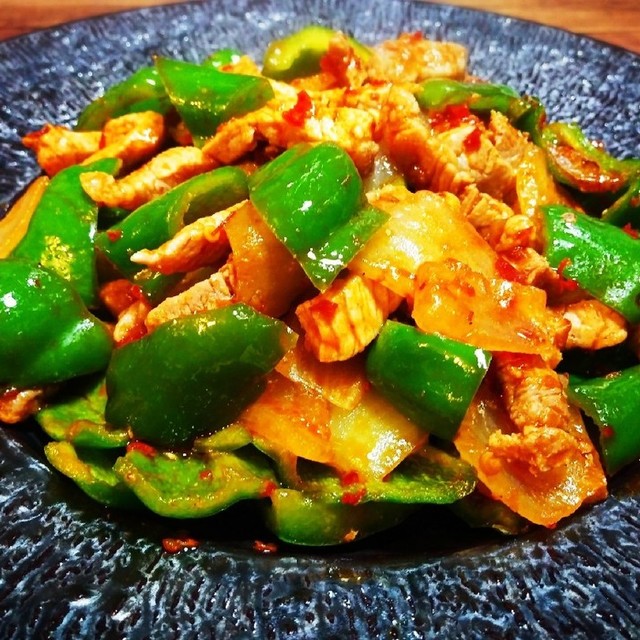 豚肉とピーマンの豆板醤炒め レシピ 作り方 By こまる氏 クックパッド 簡単おいしいみんなのレシピが375万品