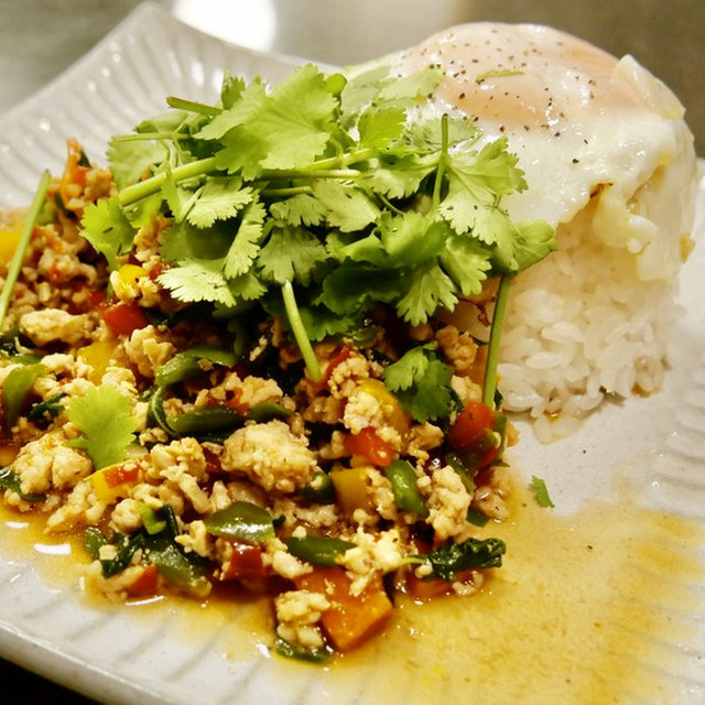 超本格 タイハーブを使ったガパオ ライス レシピ 作り方 By ユル ケイシー クックパッド 簡単おいしいみんなのレシピが361万品