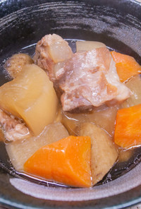 圧力鍋で作る豚軟骨と根菜の煮物