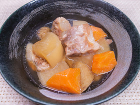 圧力鍋で作る豚軟骨と根菜の煮物