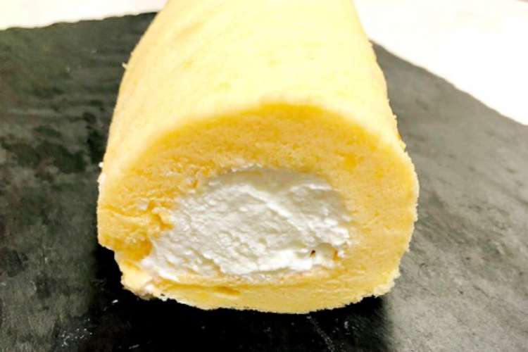 簡単 ふわふわロールケーキ 練乳クリーム レシピ 作り方 By Kankan クックパッド 簡単おいしいみんなのレシピが350万品