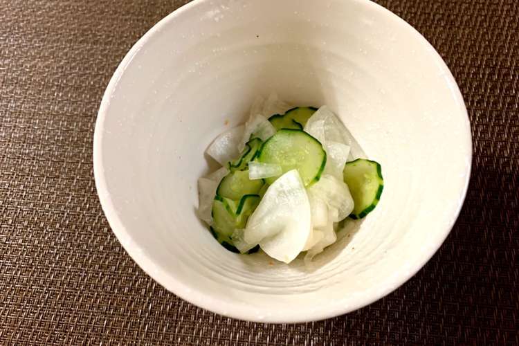 5分で食べられる大根ときゅうりの浅漬け レシピ 作り方 By Momonga クックパッド 簡単おいしいみんなのレシピが352万品