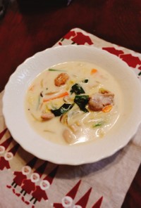 白菜と鶏肉のクリームスープ