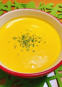 ほっこり温まる♡簡単かぼちゃの濃厚スープ