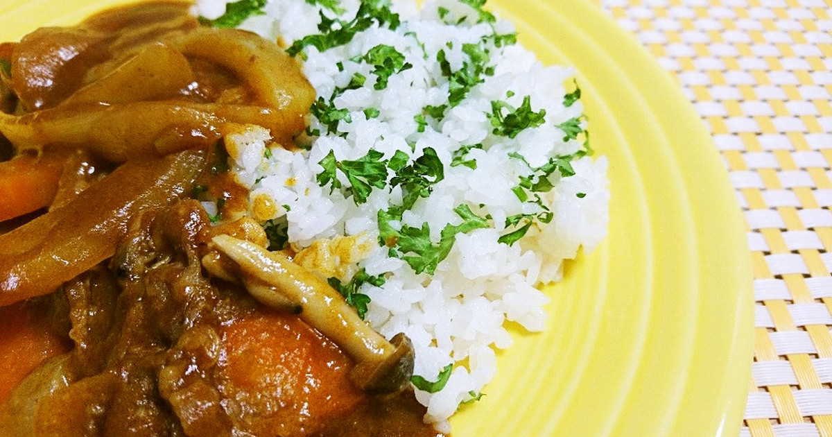 カレーに 混ぜるだけのパセリバターライス レシピ 作り方 By ポテチ犬 クックパッド 簡単おいしいみんなのレシピが357万品